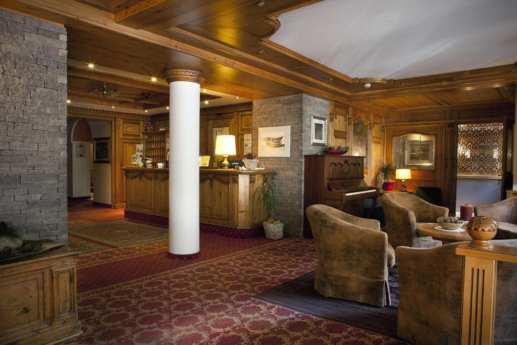 Hotel Cevedale Living Romance Hotel Cogolo Luaran gambar