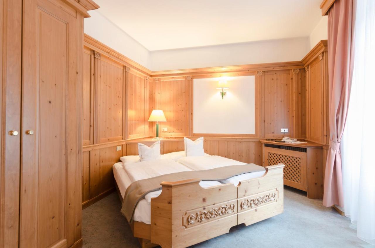 Hotel Cevedale Living Romance Hotel Cogolo Luaran gambar